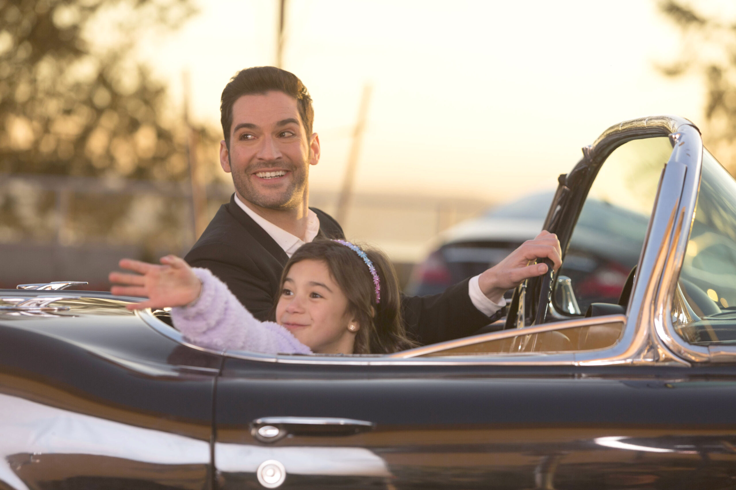 Riding Together - Lucifer Season 2 Episode 15