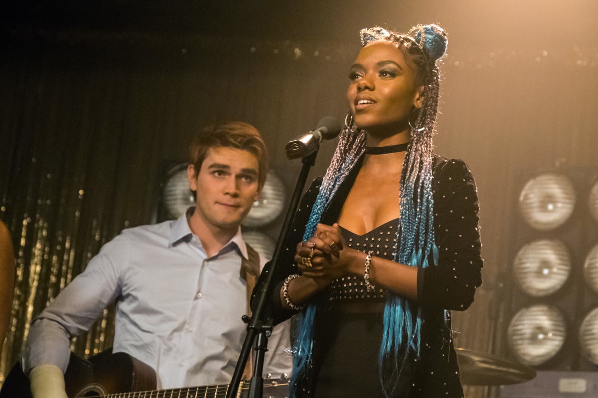 Ruling The Spotlight - Riverdale Season 1 Episode 13