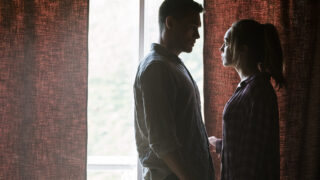 Jake and Alicia sitting in a tree. - Fear the Walking Dead Season 3 Episode 5