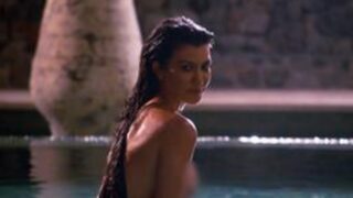 Kourtney Kardashian Having a Dip - Keeping Up with the Kardashians