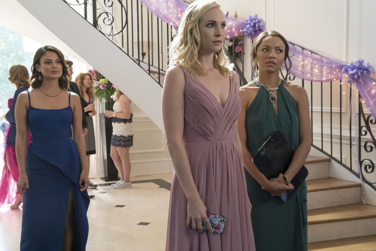 Miss Mystic Falls - The Vampire Diaries Season 8 Episode 9