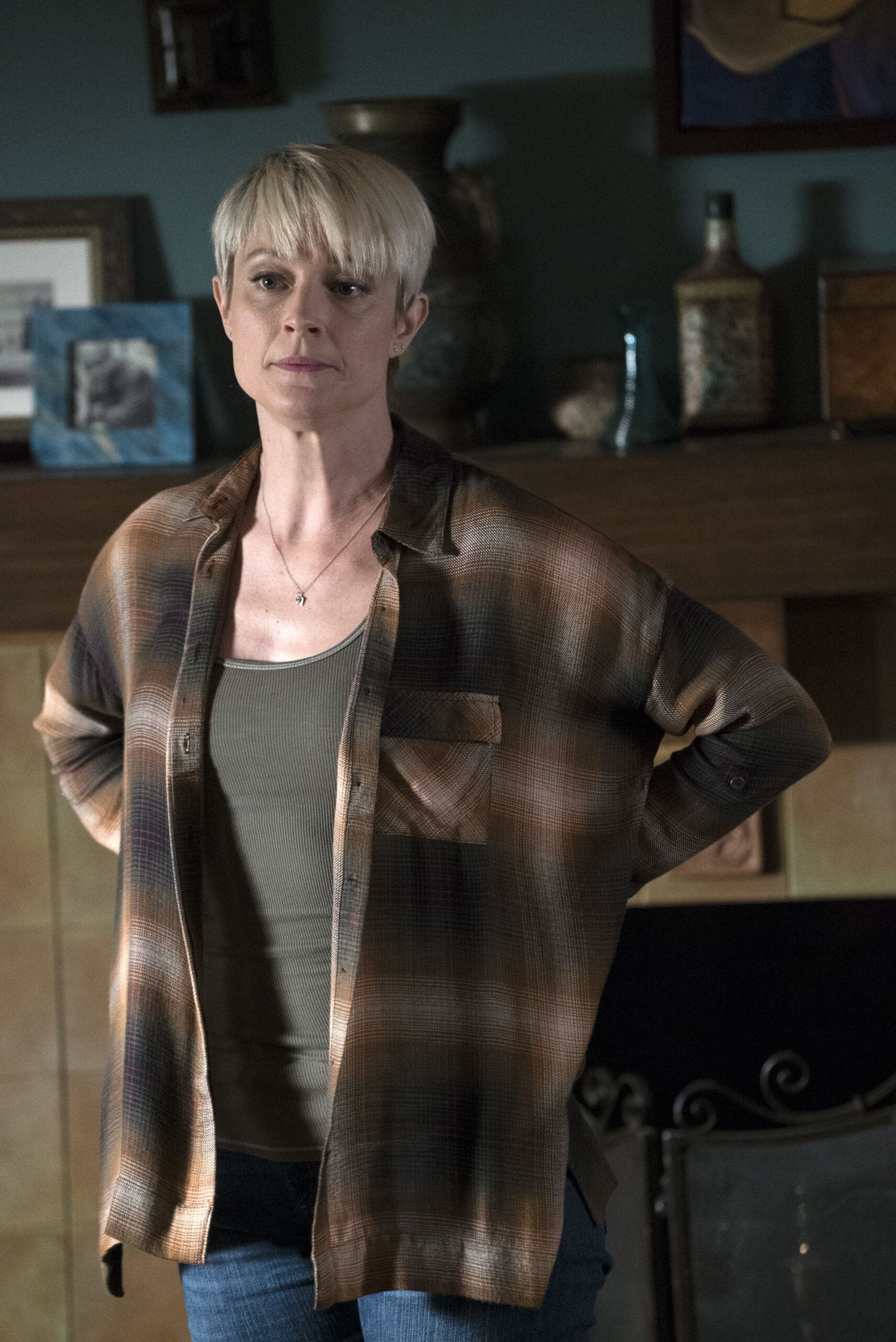 Mom Pose - The Fosters Season 5 Episode 2
