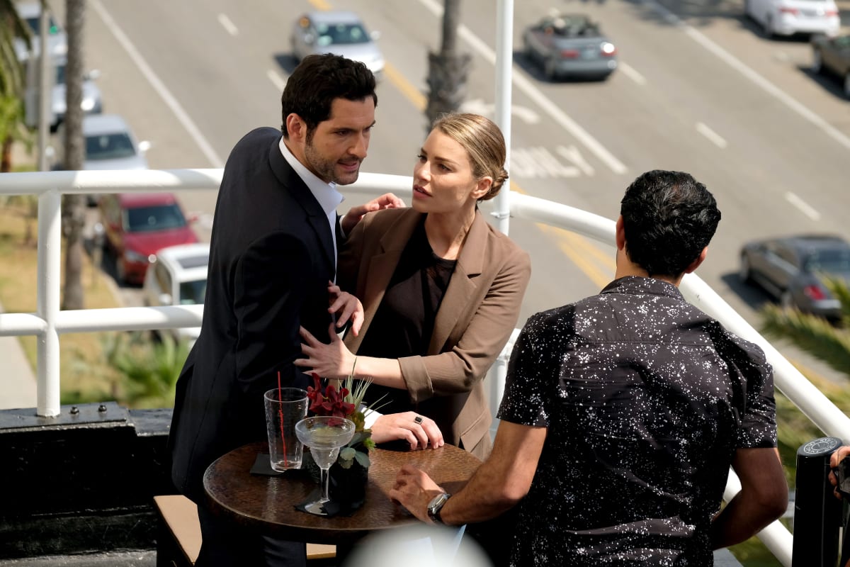 What Did You Say To Me?! - Lucifer Season 3 Episode 1