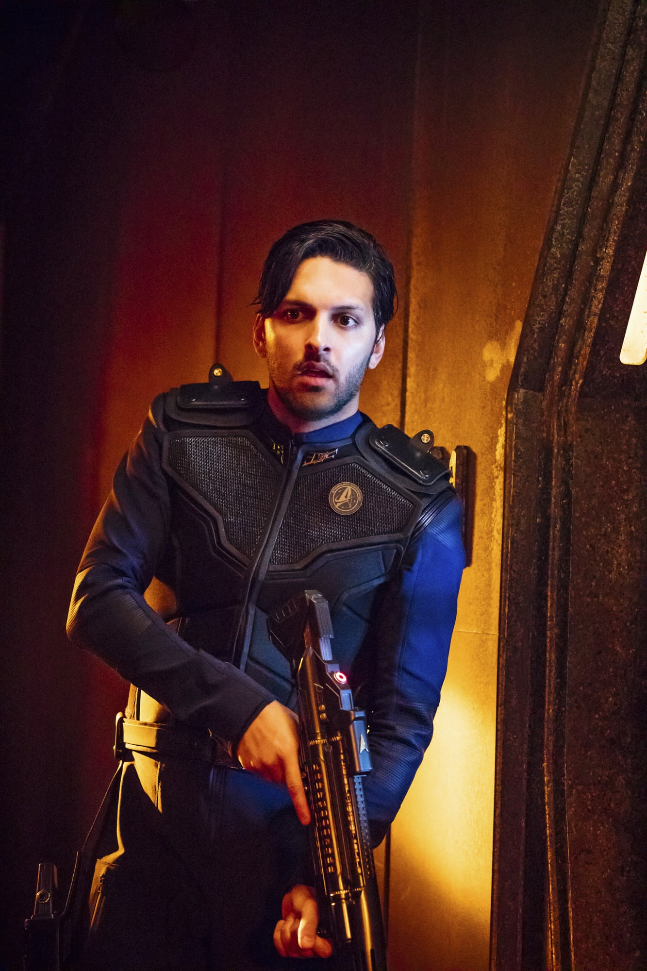 Ash Tyler Up Close - Star Trek: Discovery Season 1 Episode 6