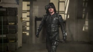 Guess Who Is Back In Green - Arrow Season 6 Episode 8