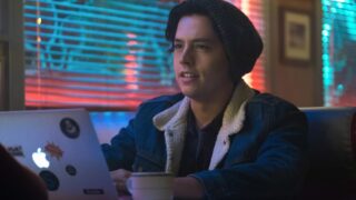 Jughead's Laptop - Riverdale Season 2 Episode 9
