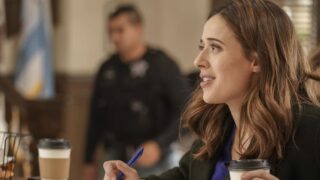 Burgess Takes On a CI - Chicago PD Season 5 Episode 11