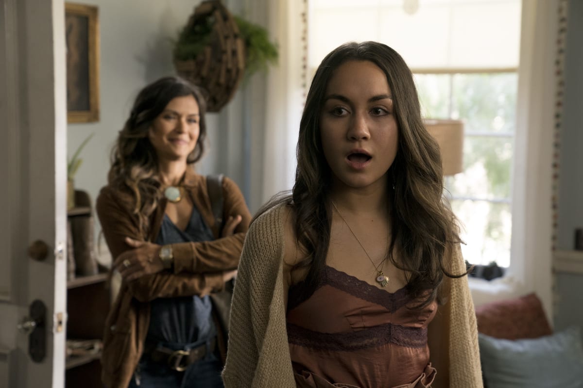 Grace in Shock - The Fosters Season 5 Episode 11