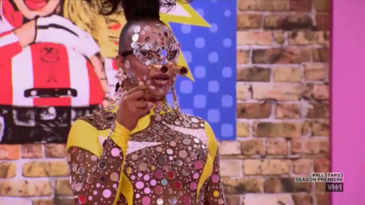 Reading Is Fundamental - RuPaul's Drag Race All Stars Season 3 Episode 1