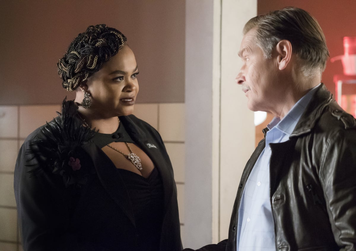 An Alliance? - Black Lightning