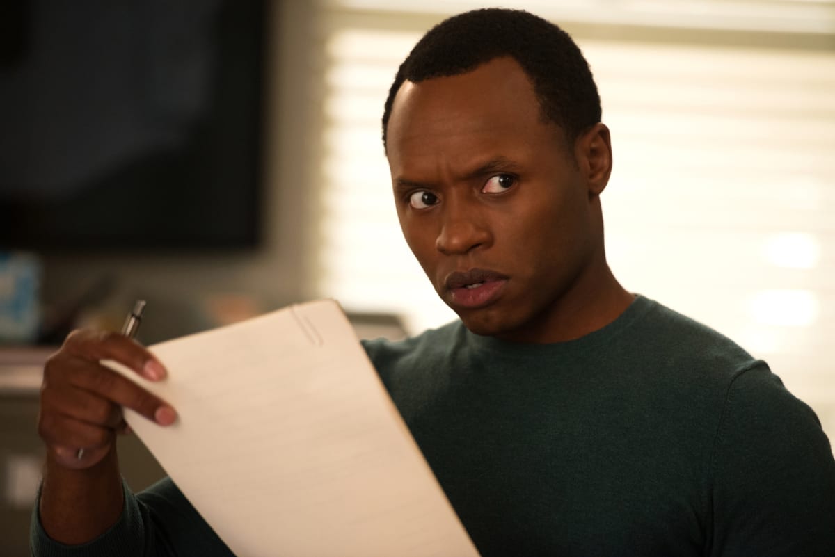 Clive's WTF Face - iZombie Season 4 Episode 2