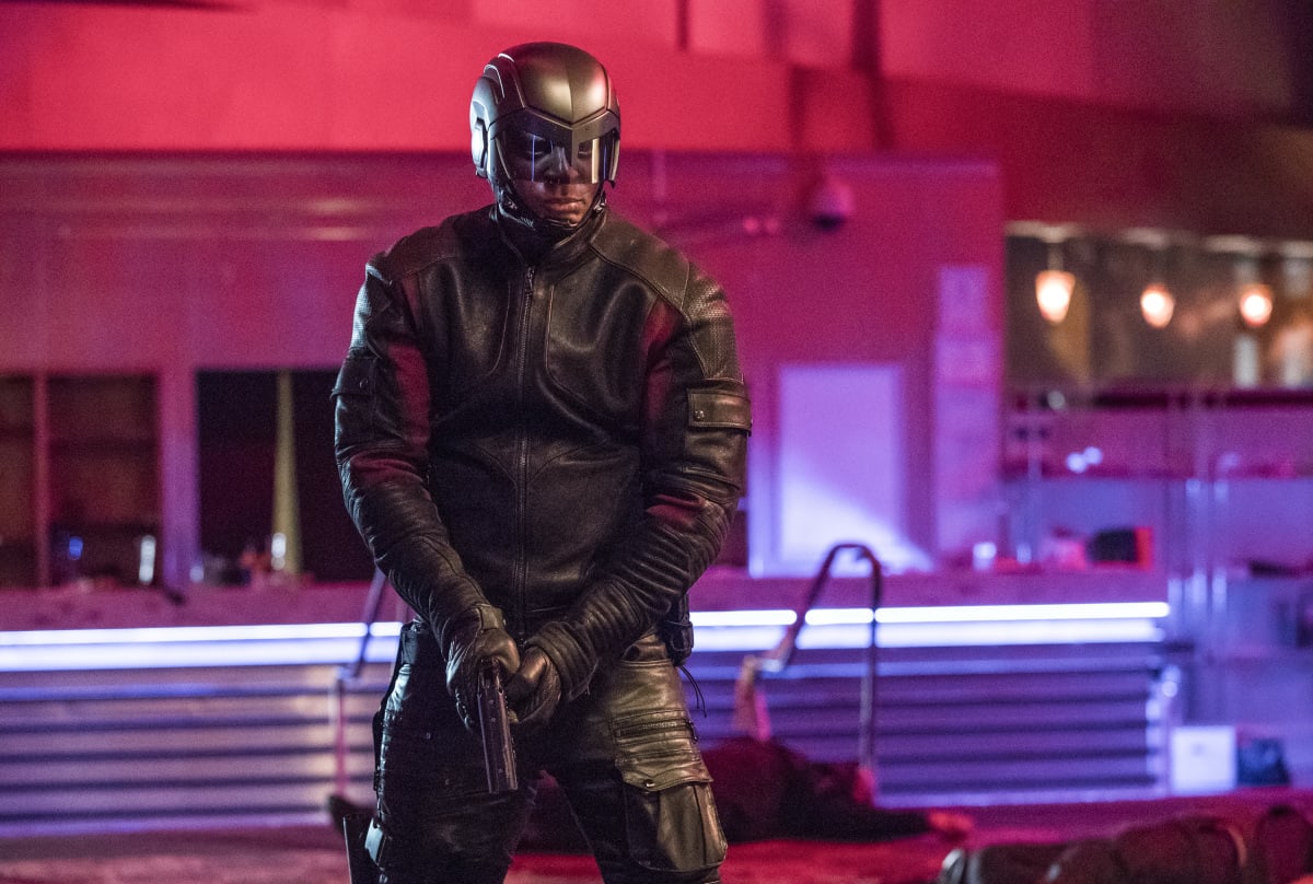 Diggle Is Not Impressed - Arrow Season 6 Episode 15