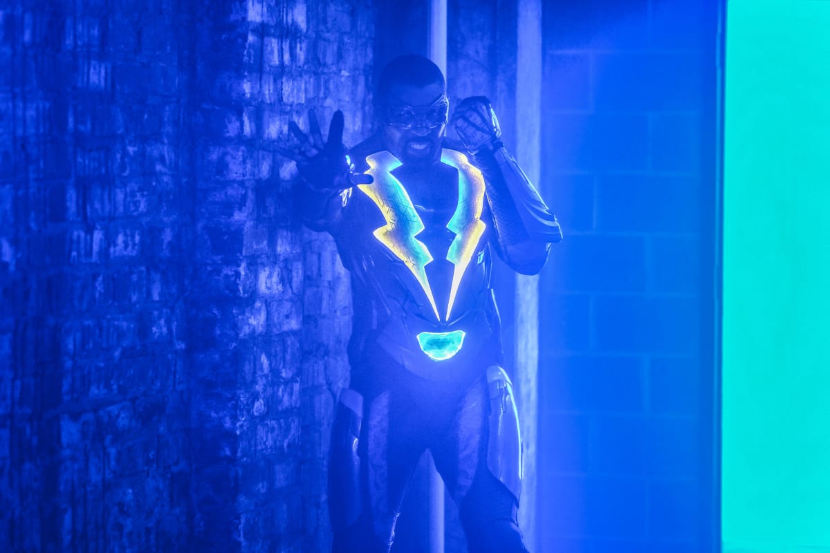 Interference? - Black Lightning Season 1 Episode 7