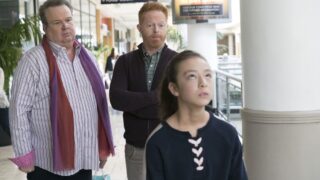 A Fight Over Bras - Modern Family