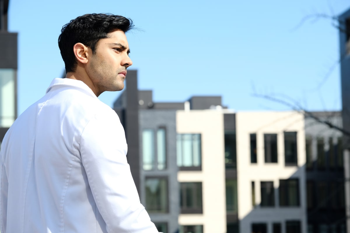 A Moment of Peace - The Resident Season 1 Episode 12