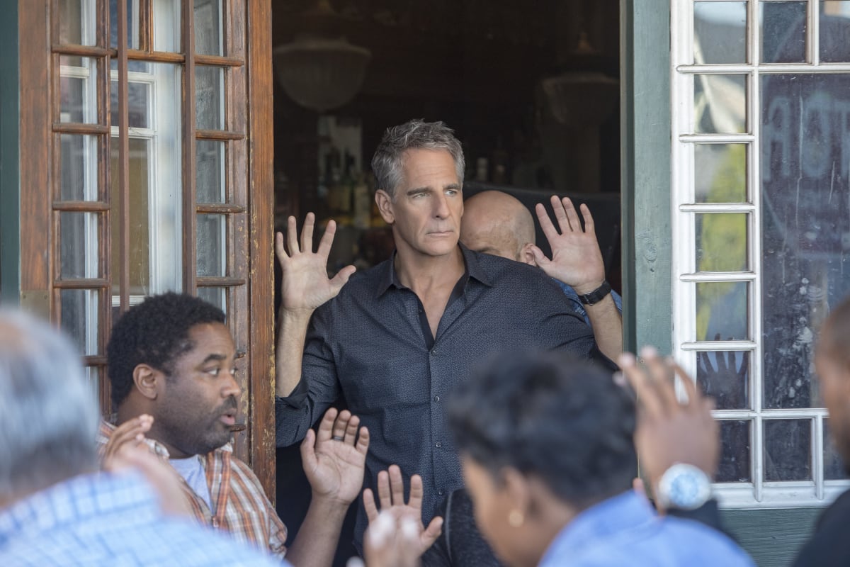 NCIS New Orleans Season 4 Episode 20 Review Powder Keg TV Fanatic