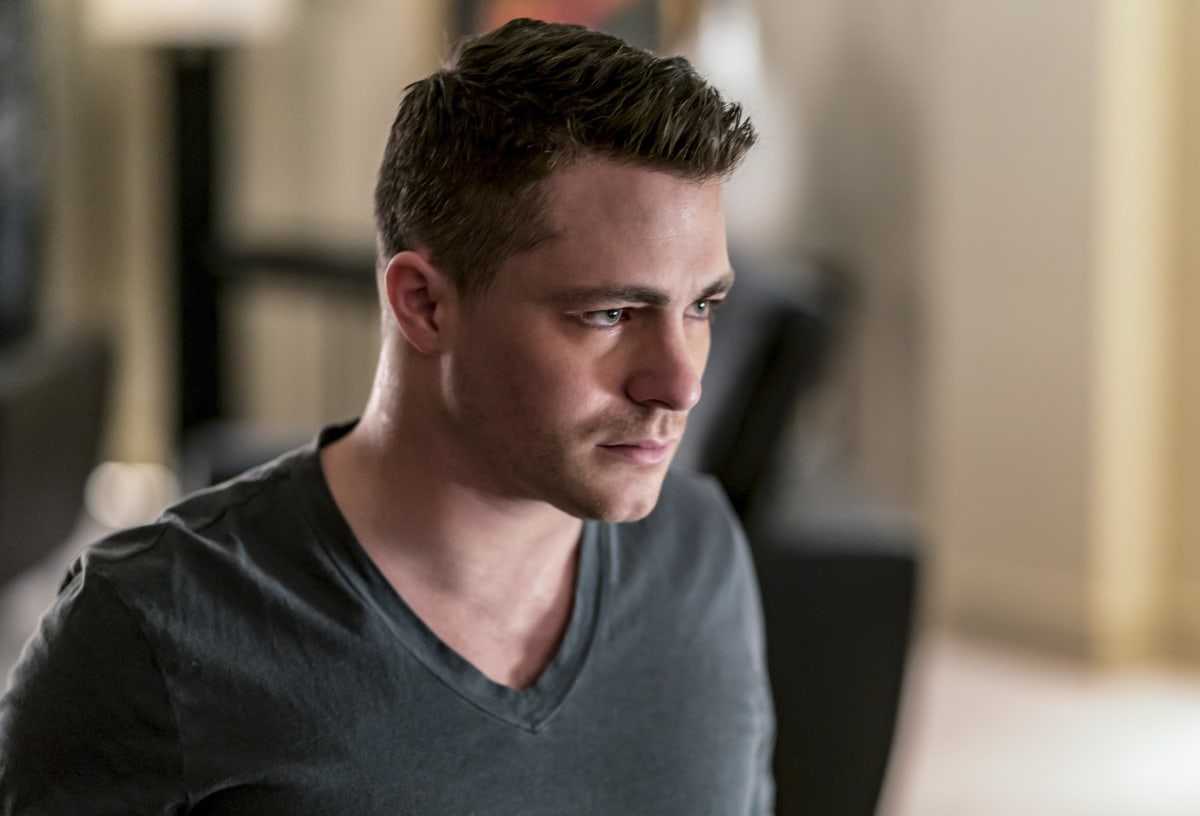 My Friends are Coming! - Arrow Season 6 Episode 15