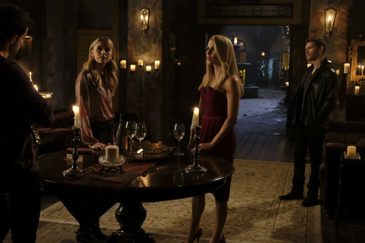 A Reunion - The Originals Season 5 Episode 8