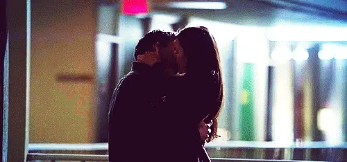Damon + Elena - The Vampire Diaries