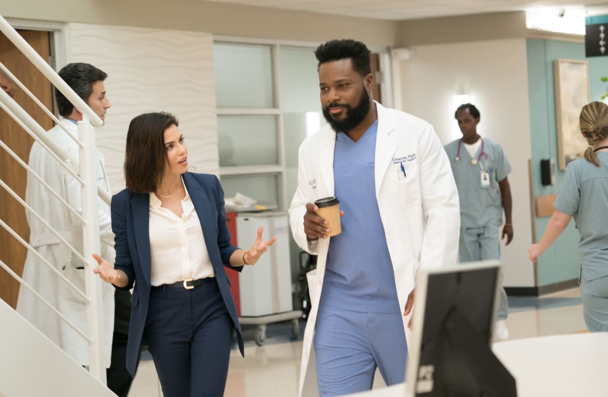Impressing the Raptor - The Resident Season 2 Episode 2