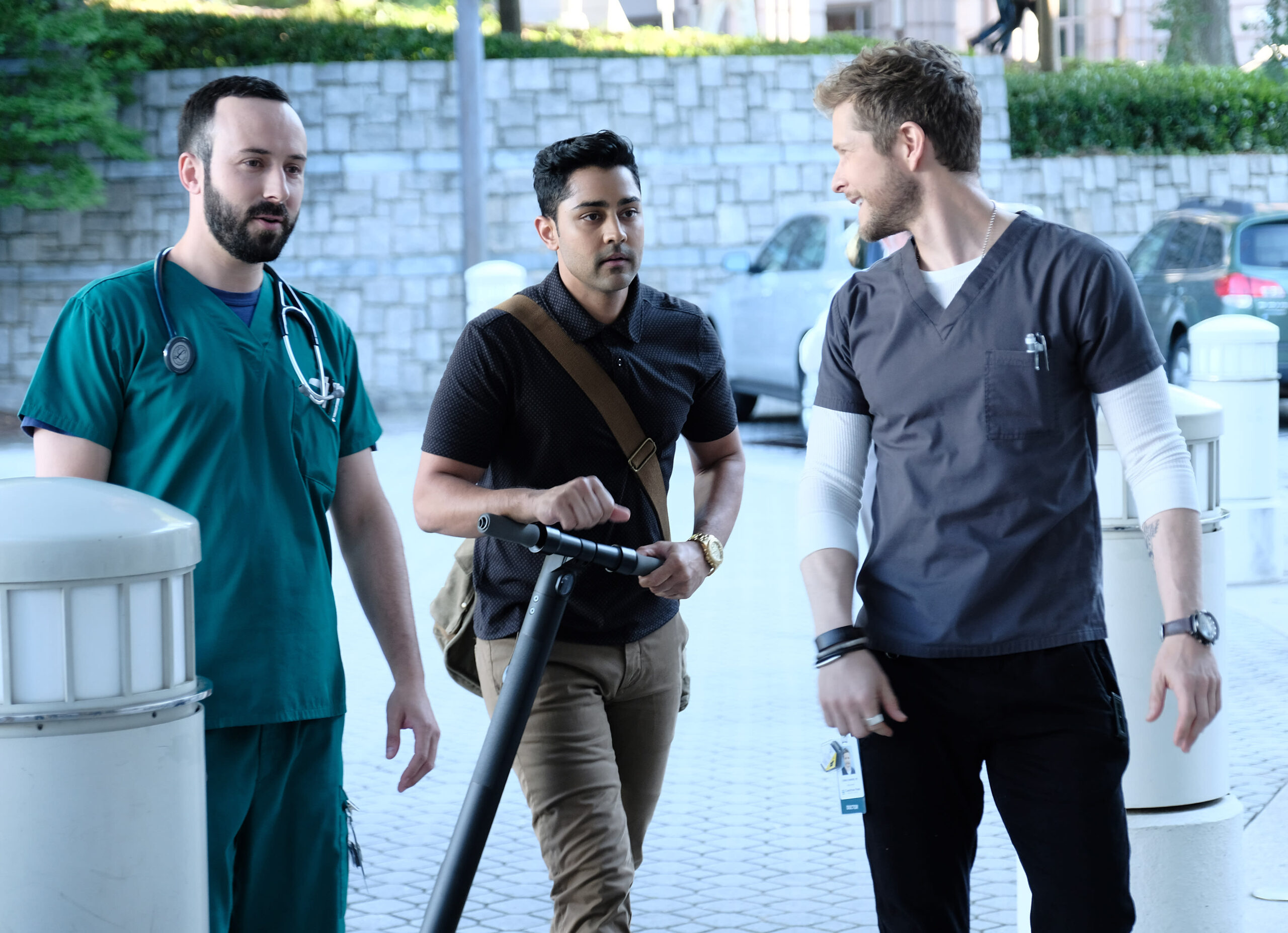 Med Bros - The Resident Season 2 Episode 2