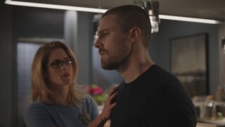 Concentrating On His Marriage - Arrow