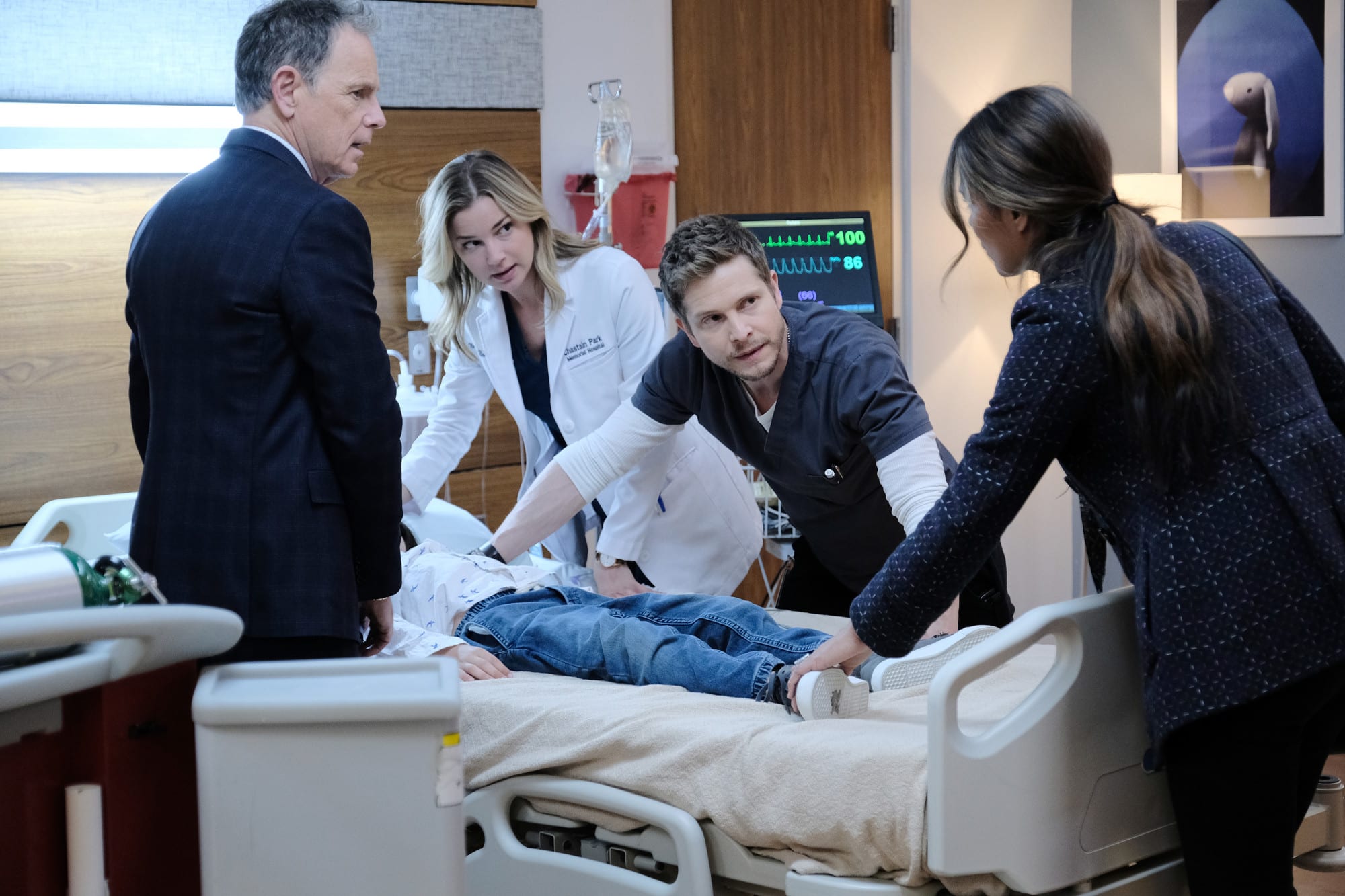 Concerned Mom - The Resident Season 2 Episode 15