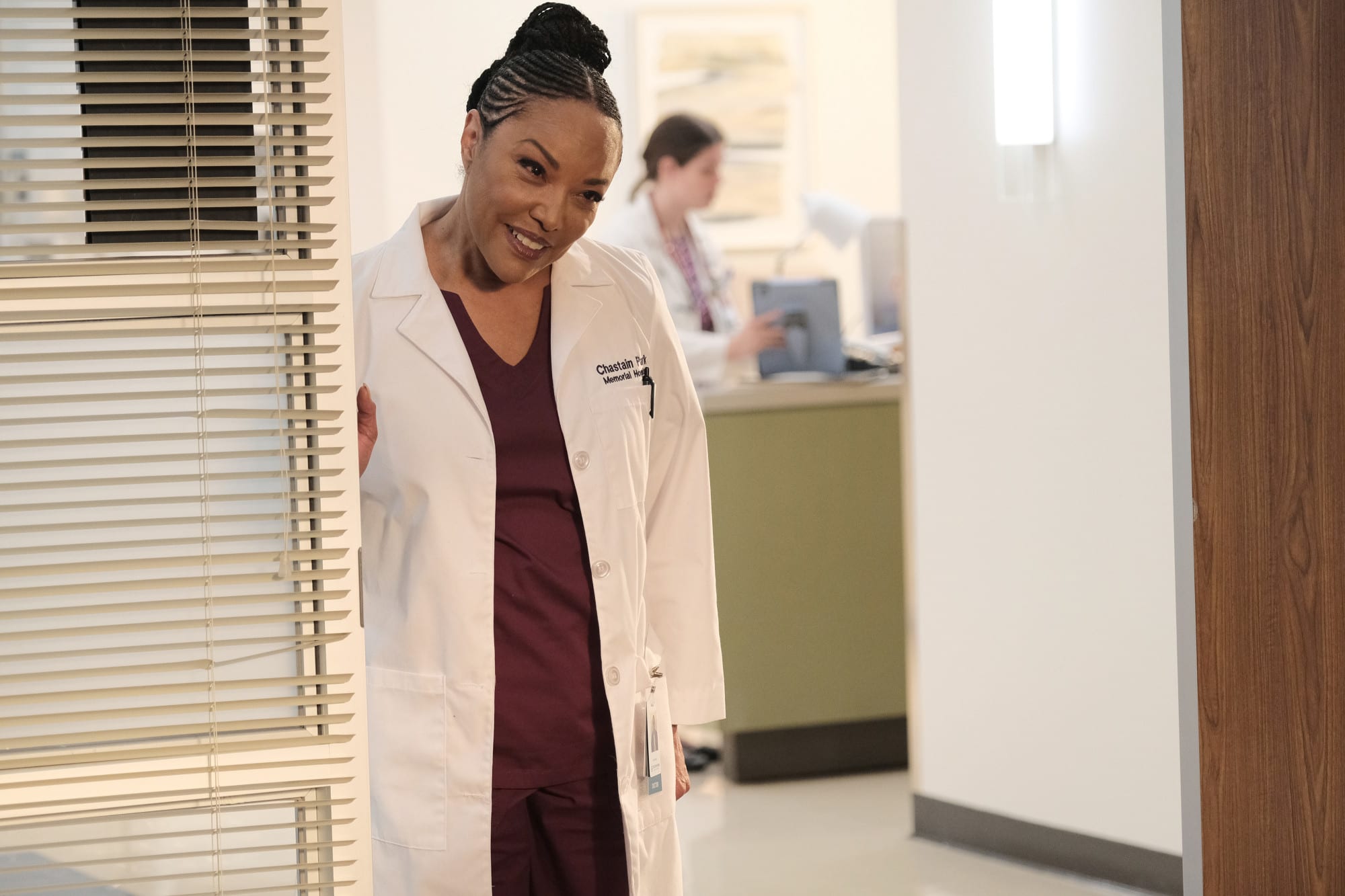Knock Knock - The Resident Season 2 Episode 15