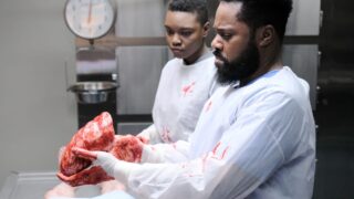Weighing Matters of the Heart - The Resident Season 2 Episode 14