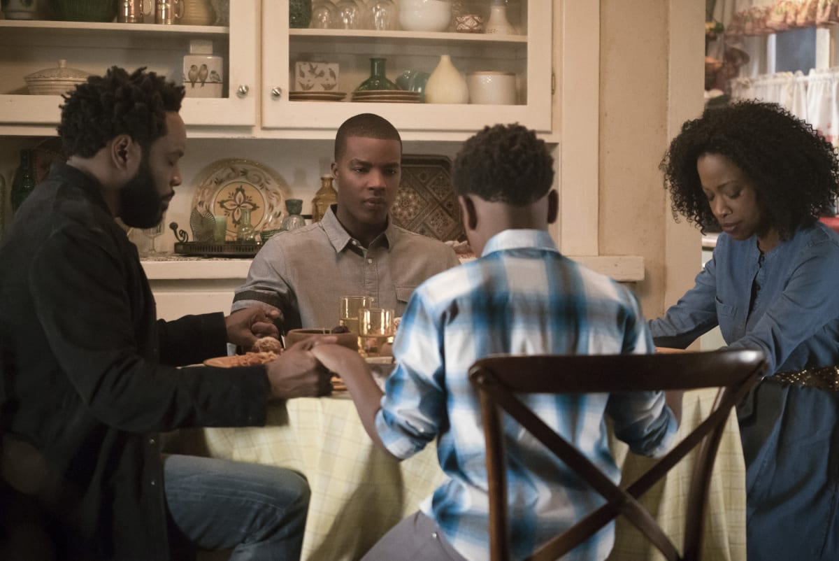 Family Dinner - All American Season 1 Episode 15