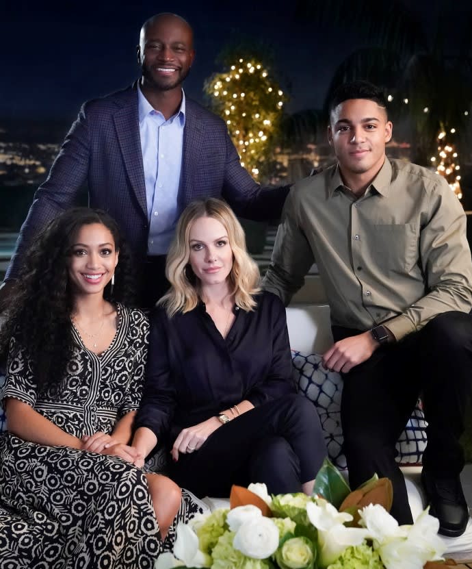 Family Portrait - All American Season 1 Episode 15
