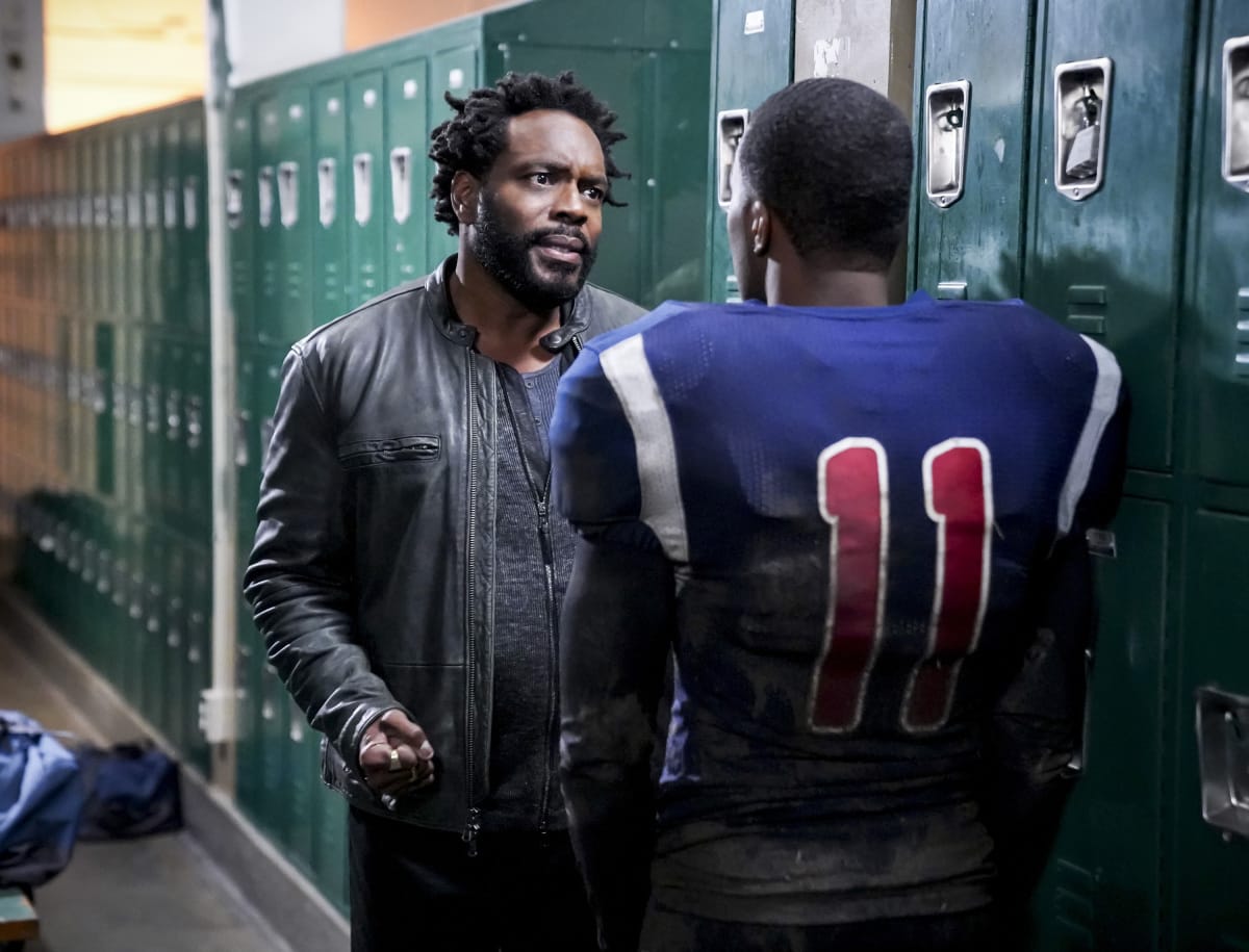 Pep Talk - All American Season 1 Episode 16