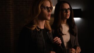 A Warrant For Felicity - Arrow