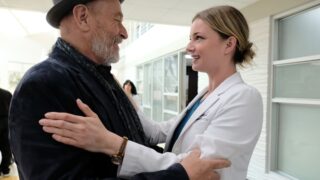 Dad of the Year - The Resident Season 2 Episode 23