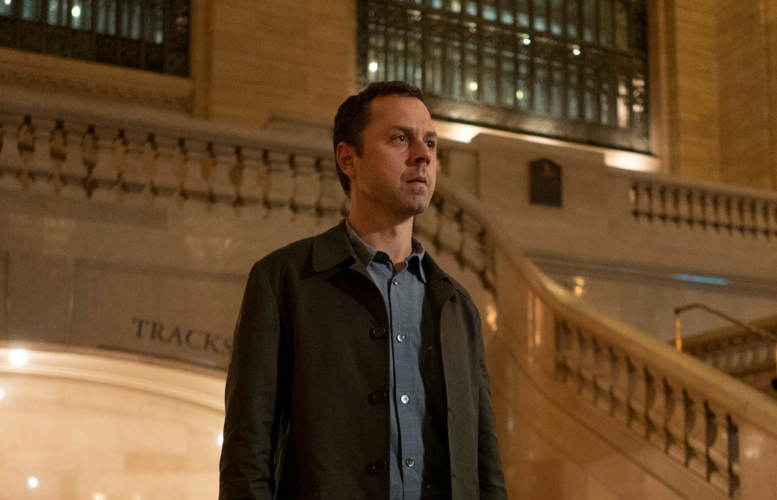 Sneaky Pete Season 3 Review The Long Con TV Fanatic