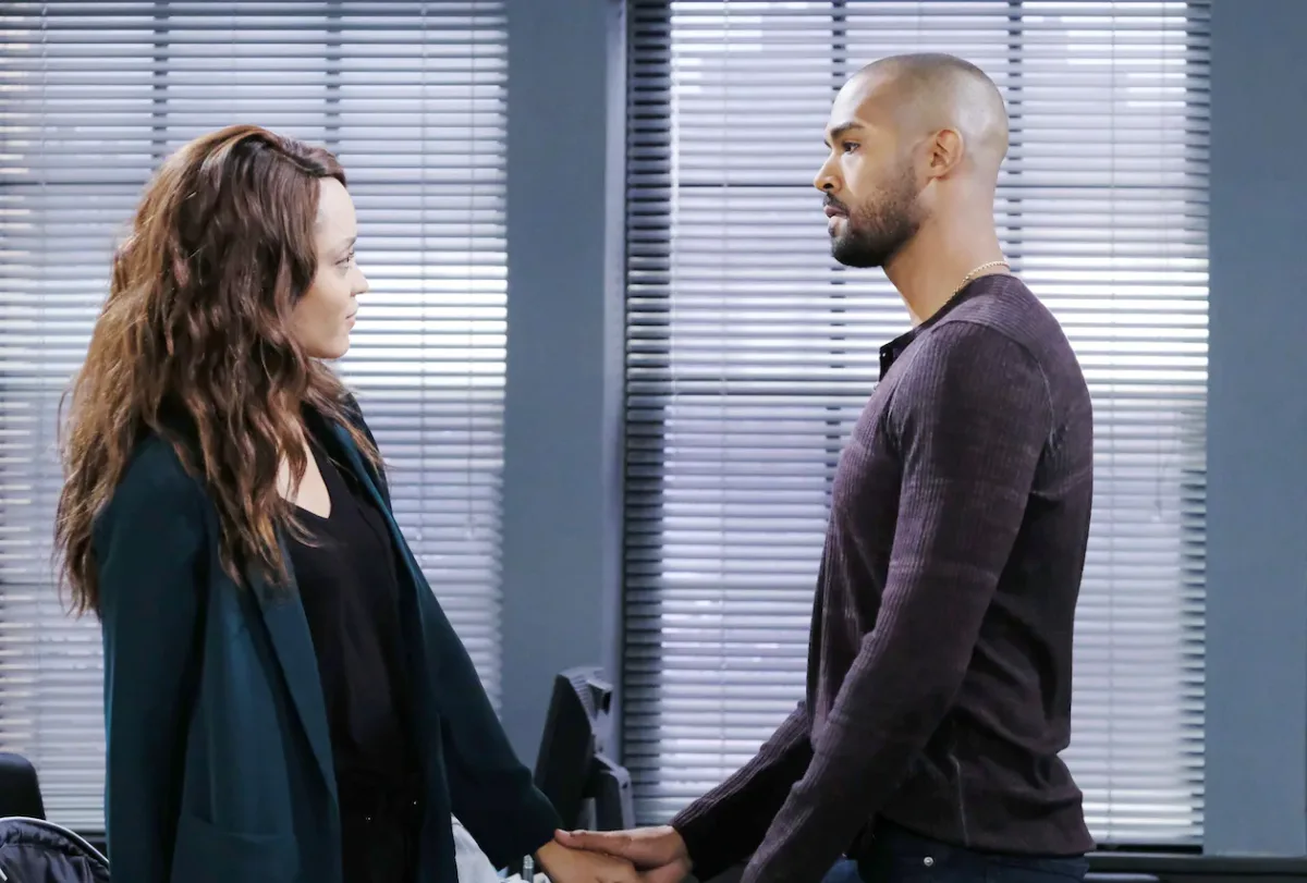 Eli proposes to Lani