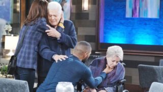 Julie's Family Says Goodbye - Days of Our Lives