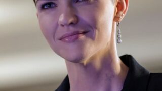 Party Time - Batwoman Season 1 Episode 3