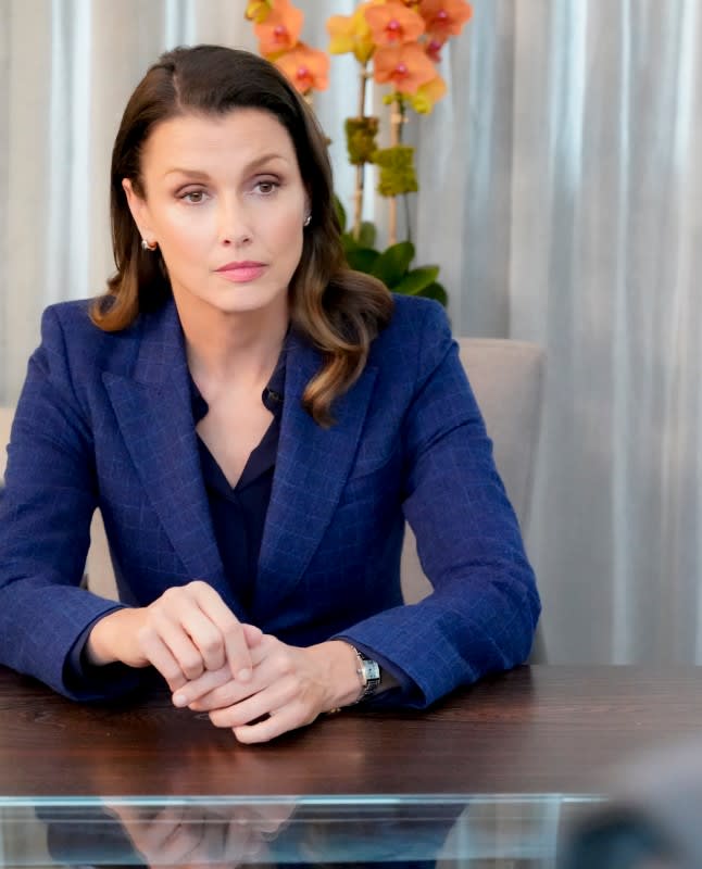 Considering an Offer - Blue Bloods Season 10 Episode 8