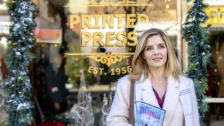 Jen Lilley on Angel Falls: A Novel Holiday