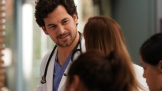 DeLuca in Troubld - Grey's Anatomy Season 16 Episode 14