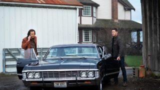 Sam Takes a Call - Supernatural Season 15 Episode 12