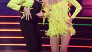 Kaitlyn Bristowe Competes - Dancing With the Stars Season 29 Episode 1