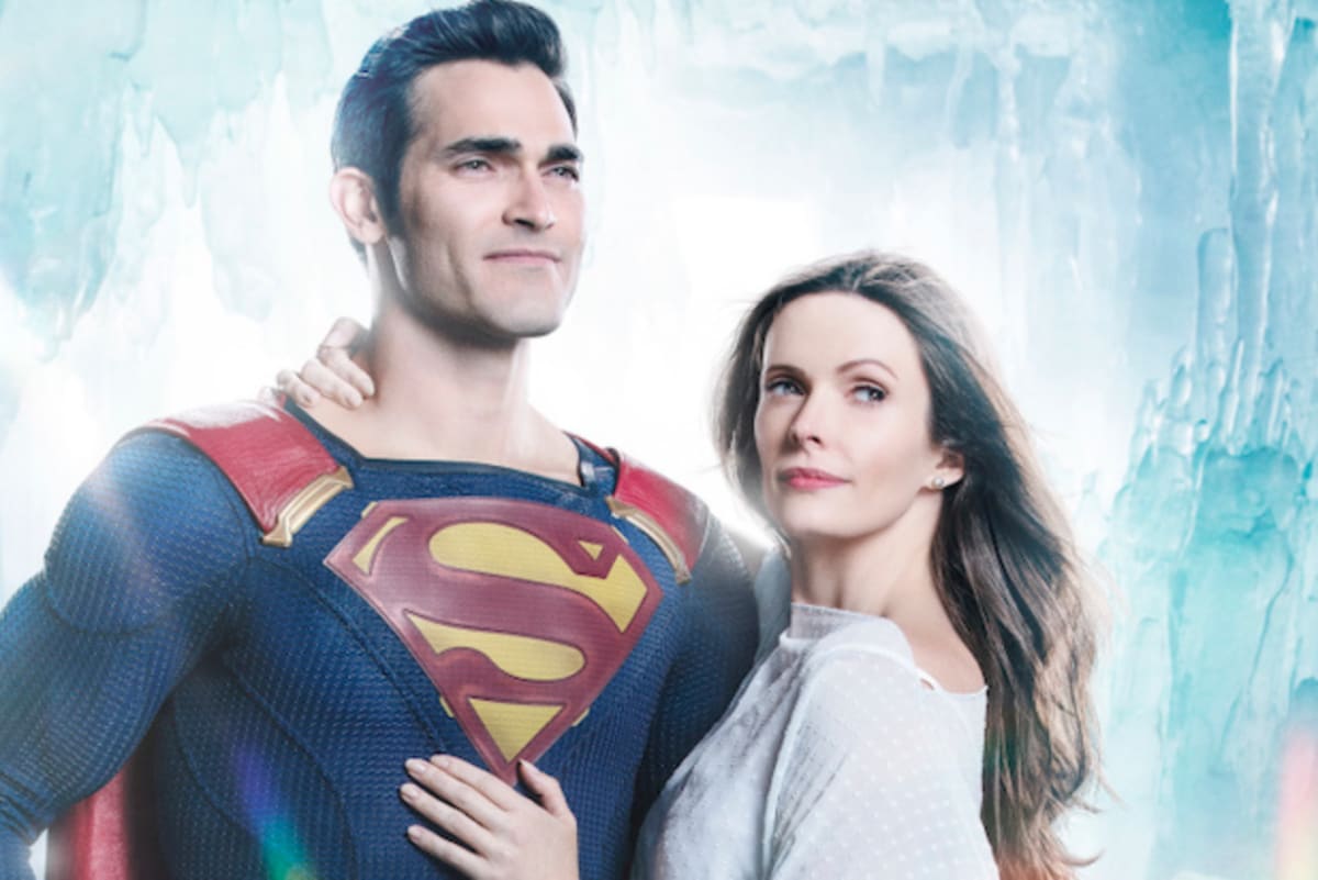 Superman & Lois Unveils New Suit for Tyler Hoechlin's Hero - TV