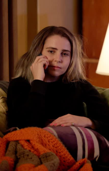 Annie Calls - Good Girls Season 4 Episode 12