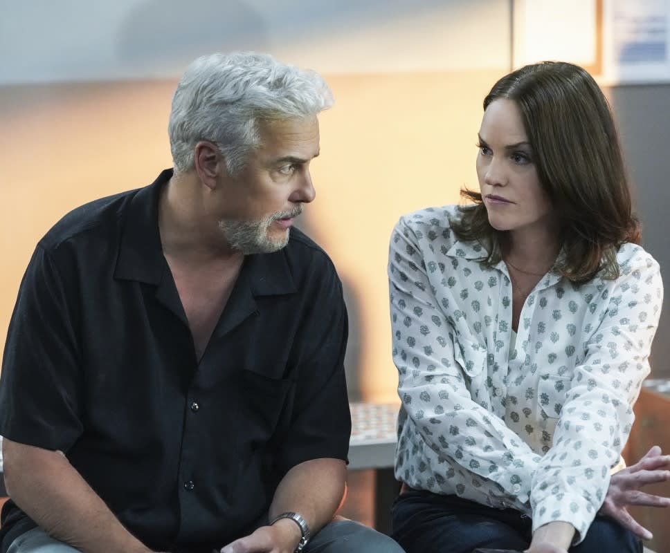Gil and Sara -- Tall - CSI: Vegas Season 1 Episode 2