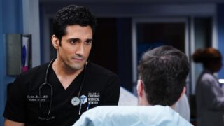 Crocket Tries To Save a Patient - Chicago Med