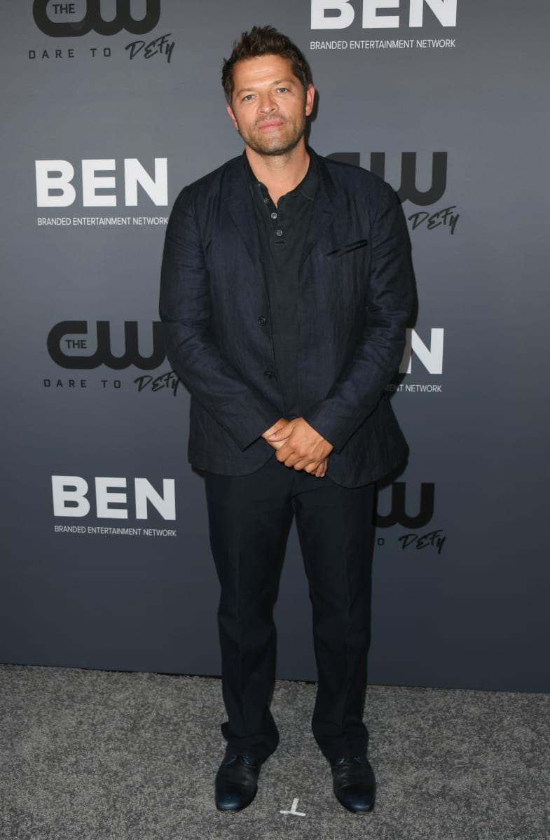 Misha Collins Joins Gotham Knights Pilot at The CW - TV Fanatic, image size:785x1200