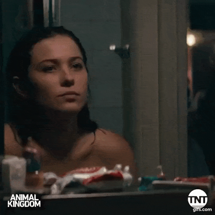 Julia/J - Animal Kingdom Season 6 Episode 1