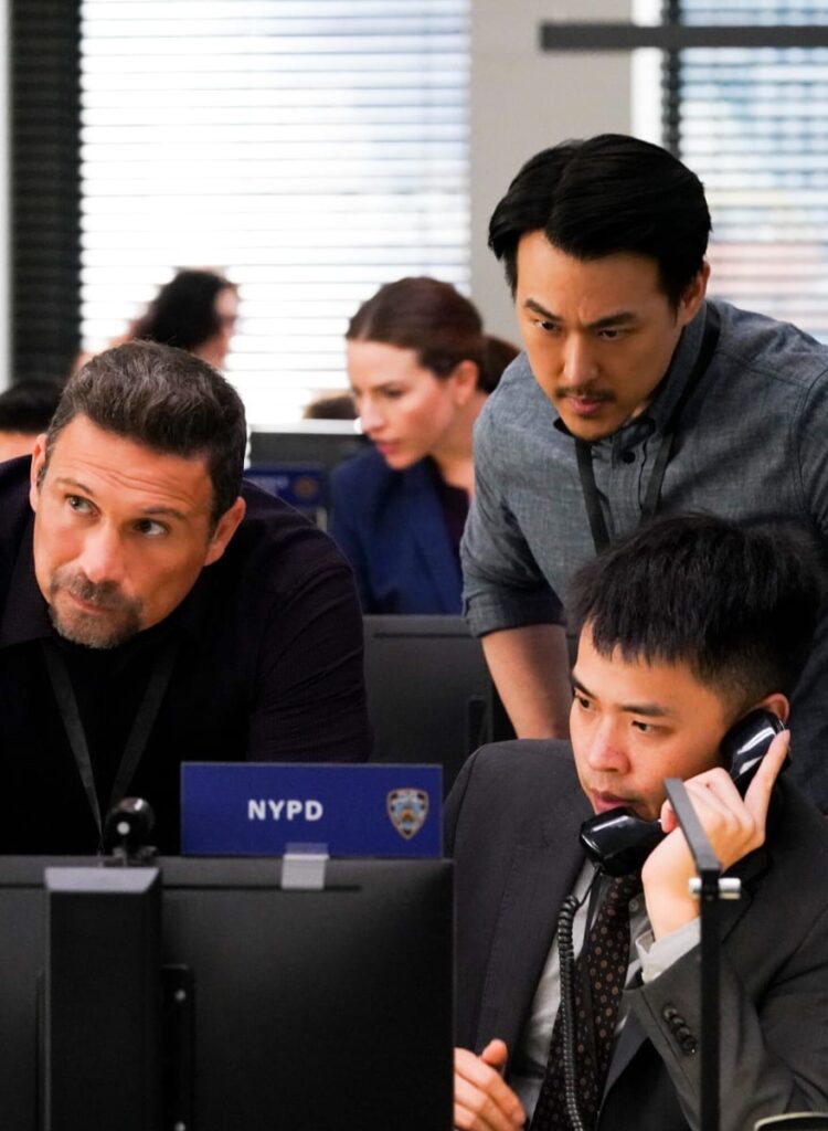 Checking Surveillance - FBI Season 5 Episode 2